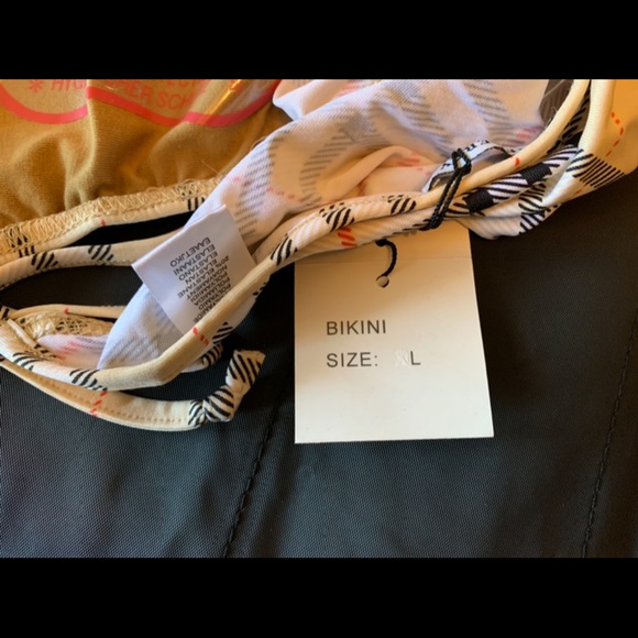 Bikini Bottom - Picture 4 of 6